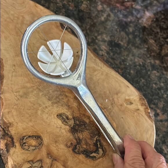 Vintage Silver Egg Slicer / Cutter - Picture 1 of 4